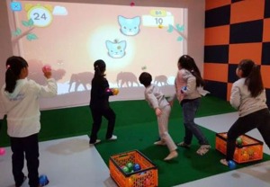 유치원 어린이집 유아용 VR 터치 활동 프로그램 아이노리터 48종 프로젝터용 160인치 초대형